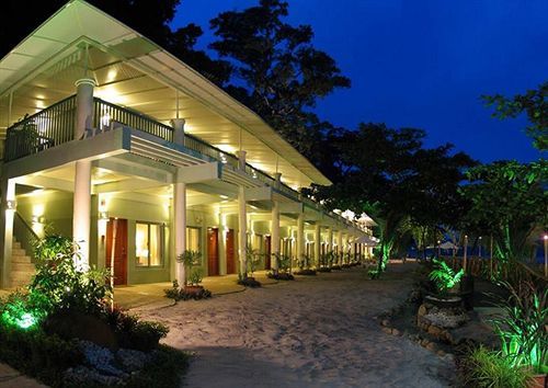 Camayan Beach Resort Hotel Subic Bay Exterior photo